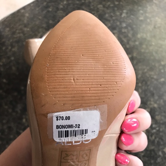 Nude Aldo Pumps - Picture 5 of 5